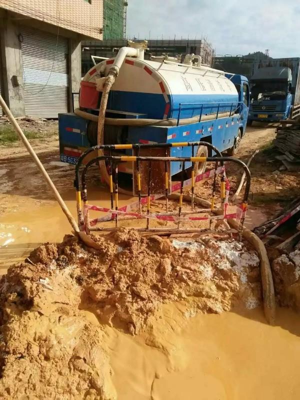 北塔工地淤泥清淤