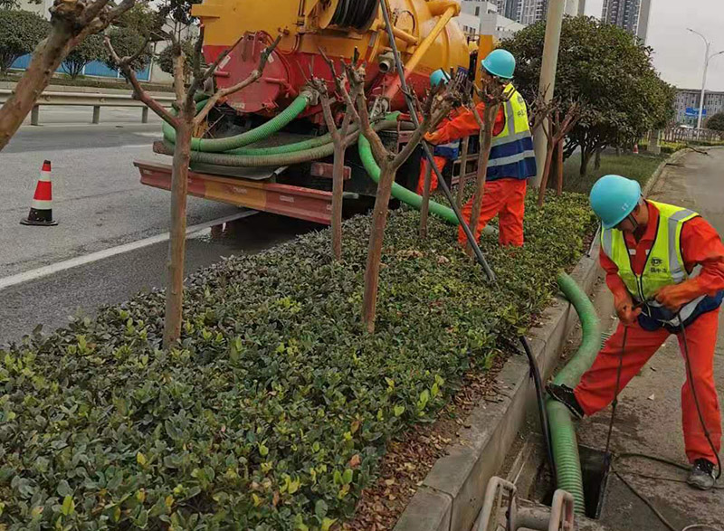 北塔市政管道清淤